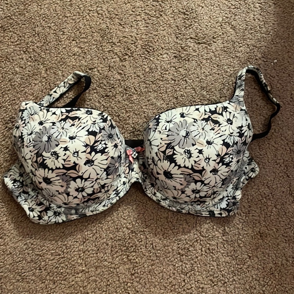 Floral print VS bra with rhinestones